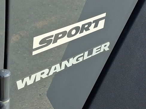 Certified 2017 Jeep Wrangler Sport w/ Quick Order Package 24S AWD/4WD image 30
