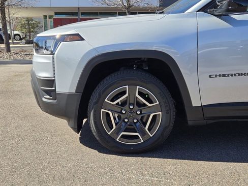 New 2026 Jeep Cherokee Laredo AWD/4WD image 6