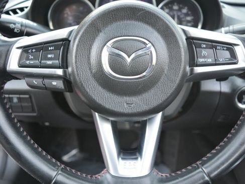 Used 2016 MAZDA MX-5 Miata Club image 20