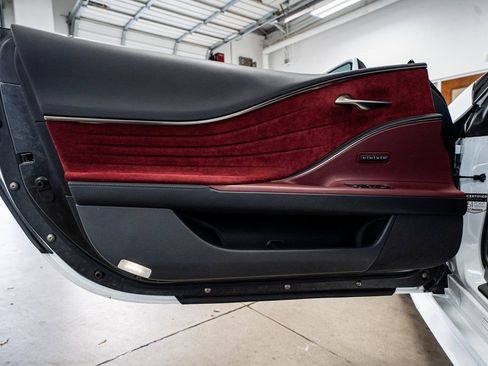 Used 2018 Lexus LC 500 Coupe w/ Performance Package image 29