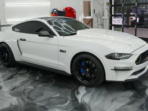 Used 2019 Ford Mustang GT Premium w/ Equipment Group 401A RWD image 3