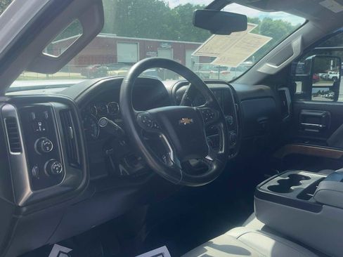 Used 2019 Chevrolet Silverado 2500 LTZ w/ Duramax Plus Package AWD/4WD image 14