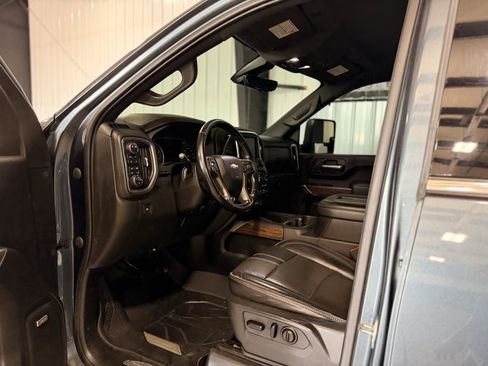 Used 2020 Chevrolet Silverado 3500 High Country AWD/4WD image 12