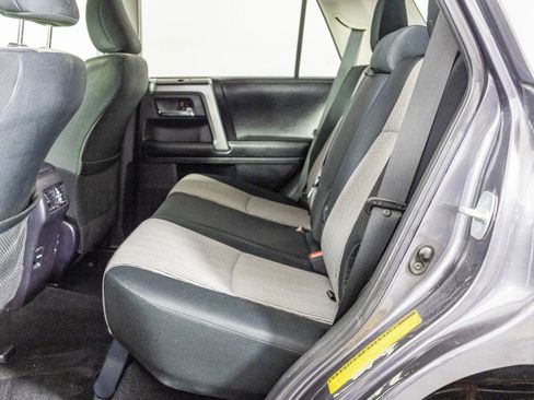 Used 2015 Toyota 4Runner SR5 image 35