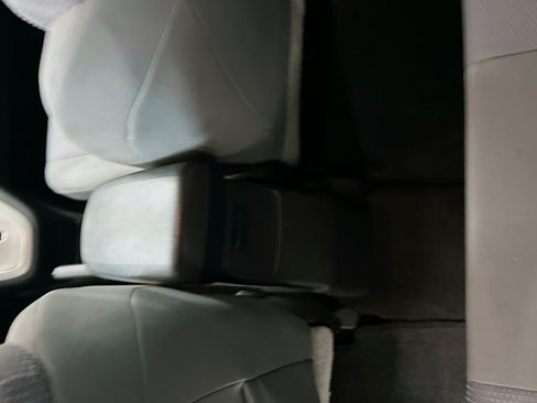 Used 2010 Toyota Matrix FWD image 25