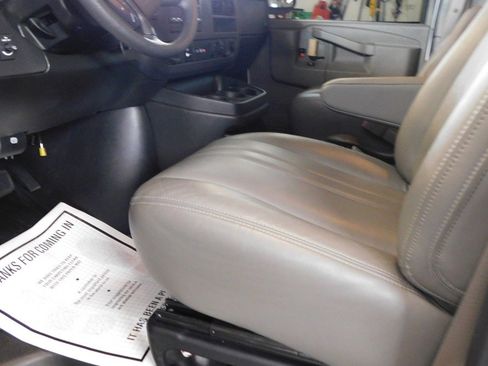Used 2025 Chevrolet Express 2500 w/ Driver Convenience Package image 14