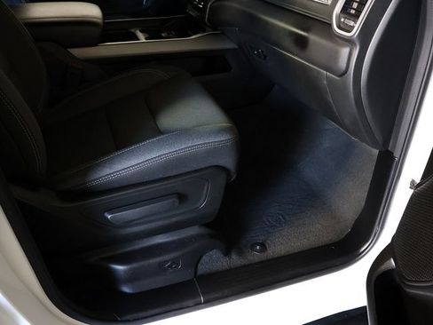 Used 2023 RAM 1500 Big Horn AWD/4WD image 33