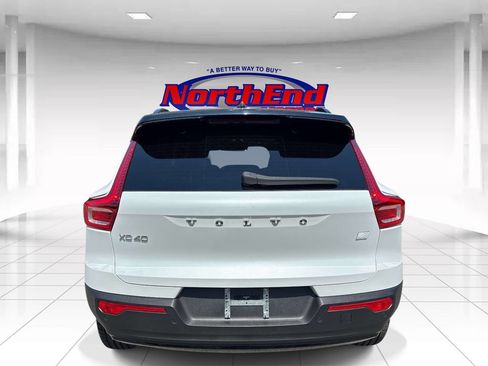 Used 2021 Volvo XC40 P8 Recharge w/ Advanced Package AWD/4WD image 4