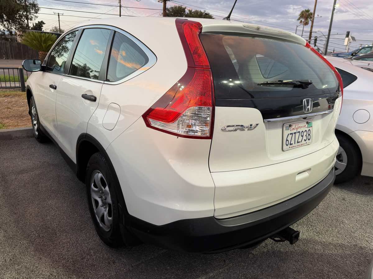 Used 2013 Honda CR-V LX image 2