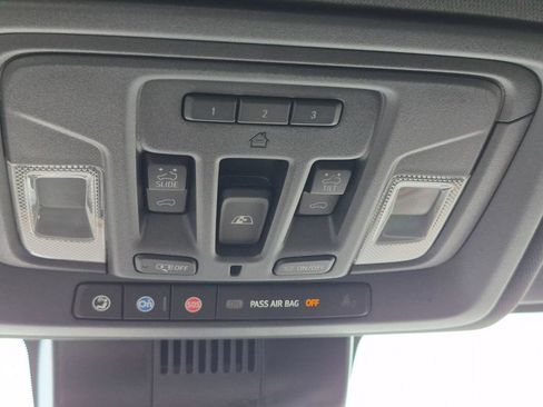 Used 2024 GMC Sierra 1500 AT4 w/ Technology Package AWD/4WD image 20