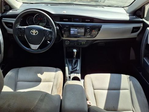 Used 2014 Toyota Corolla LE FWD image 10