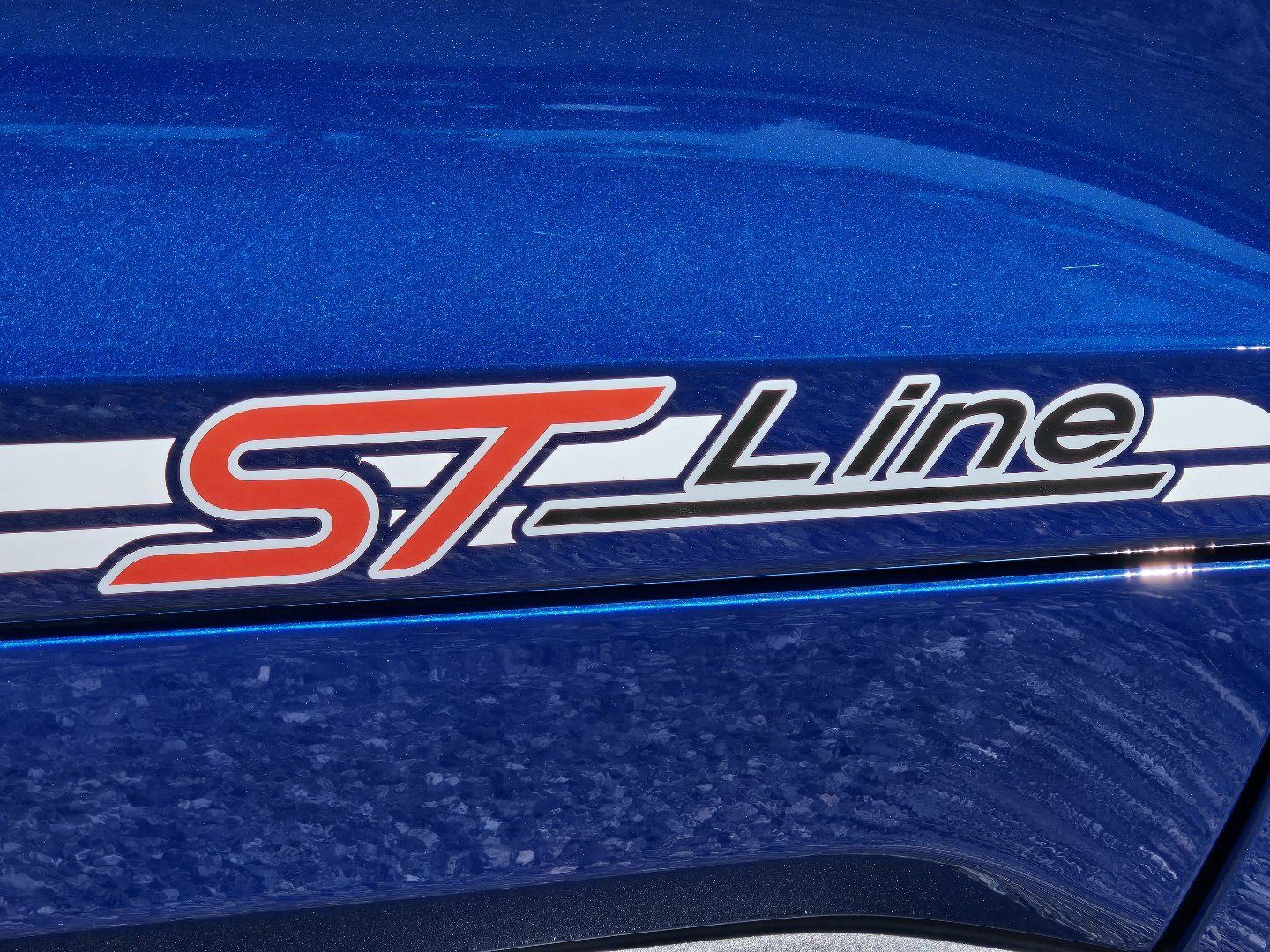 Used 2023 Ford Edge ST-Line AWD/4WD image 3