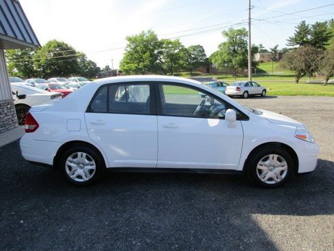 Used 2011 Nissan Versa 1.8 S w/ PWR Plus Pkg FWD image 9