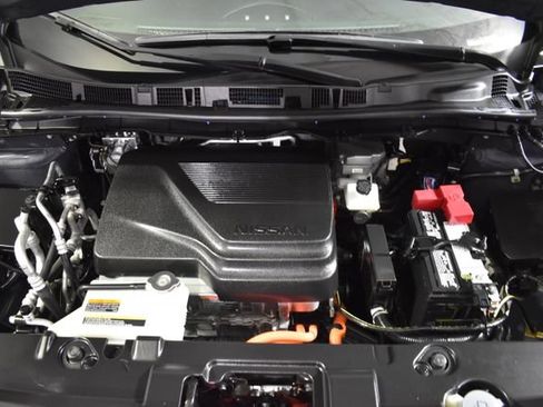 Certified 2024 Nissan Leaf SV Plus FWD image 37