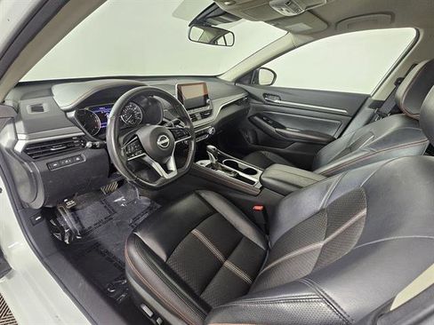 Used 2024 Nissan Altima 2.5 SR image 25