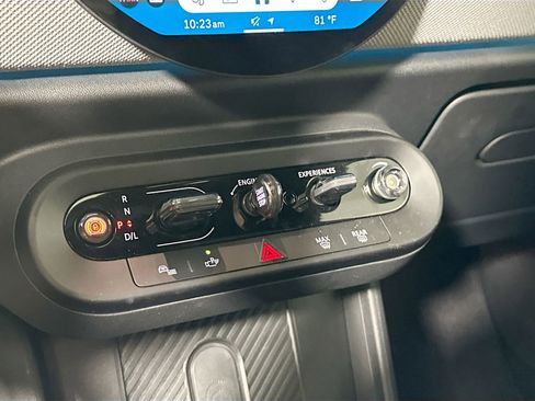 Certified 2025 MINI Cooper S image 18