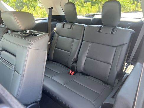 New 2026 Ford Explorer Active w/ Active Comfort Package AWD/4WD image 18