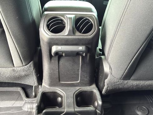 Used 2020 Jeep Wrangler Unlimited Sport S image 26