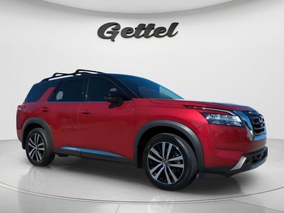 Certified 2024 Nissan Pathfinder Platinum
