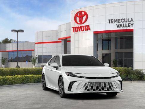 New 2026 Toyota Camry XSE FWD image 18