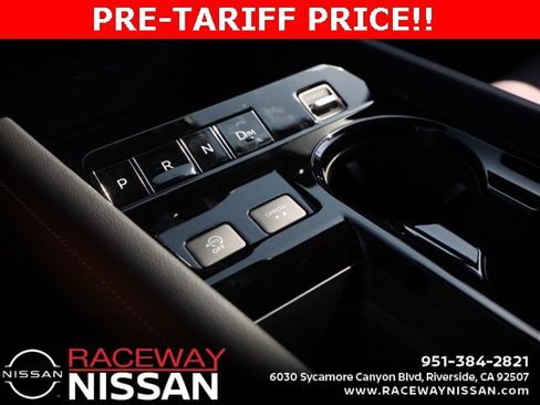 New 2025 Nissan Murano SV image 30