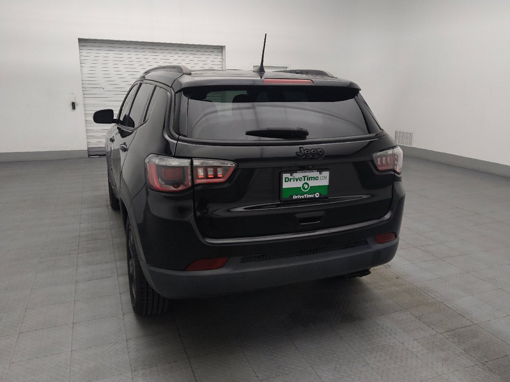 Used 2019 Jeep Compass Latitude FWD image 6