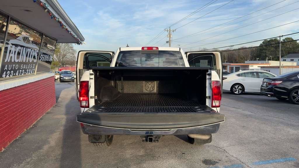 Used 2017 RAM 1500 Big Horn RWD image 35