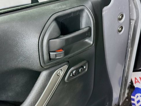 Used 2018 Jeep Wrangler Unlimited Sport AWD/4WD image 21