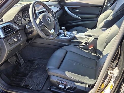 Used 2018 BMW 330e w/ Convenience Package image 10