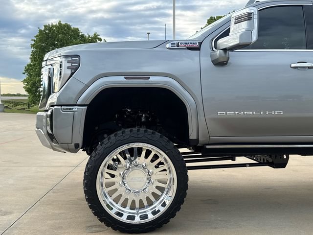 Used 2026 GMC Sierra 3500 Denali w/ Technology Package AWD/4WD image 5