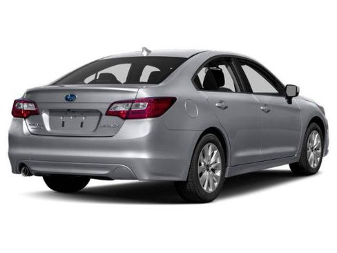 Used 2015 Subaru Legacy 2.5i Premium w/ Popular Package #2 AWD/4WD image 2