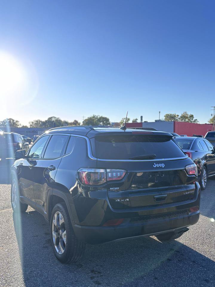 Used 2019 Jeep Compass Limited AWD/4WD image 3