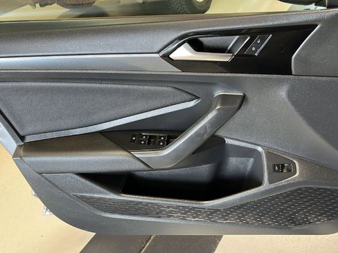 Used 2021 Volkswagen Jetta GLI Autobahn image 13