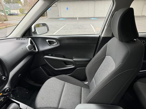 Used 2020 Kia Soul S image 26