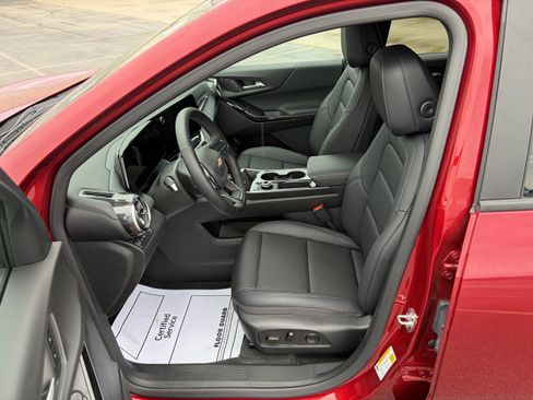 Used 2026 Chevrolet Equinox LT w/ Convenience Package II AWD/4WD image 9