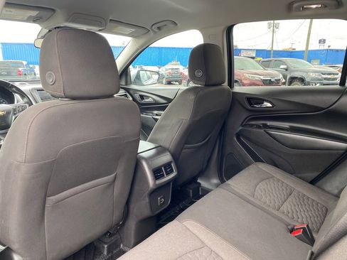 Used 2019 Chevrolet Equinox LT w/ LPO, Floor Liner Package image 13