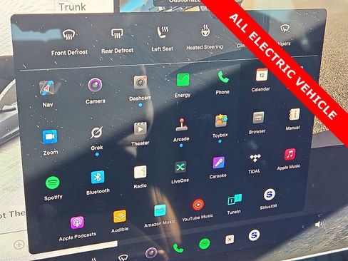 Used 2023 Tesla Model 3 Standard Range image 22