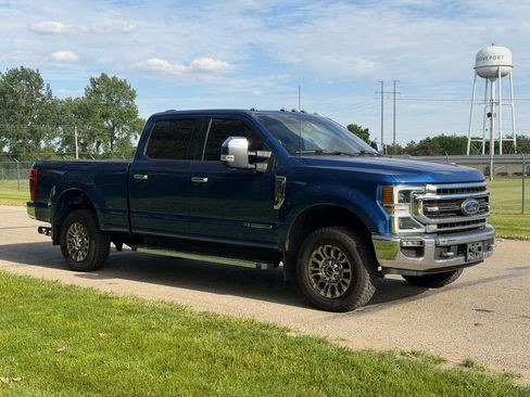 Used 2022 Ford F350 Lariat w/ Lariat Ultimate Package AWD/4WD image 4