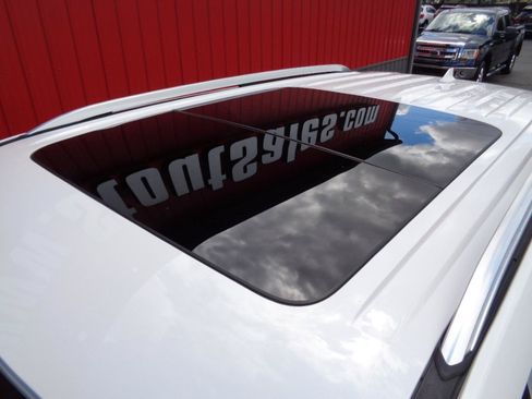 Used 2020 Ford Explorer Limited AWD/4WD image 8