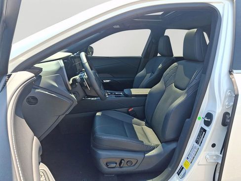Used 2024 Lexus RX 350 Premium w/ Accessory Package AWD/4WD image 14