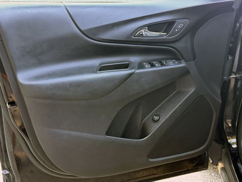 Used 2019 Chevrolet Equinox LT AWD/4WD image 4
