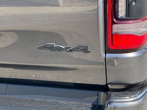 Used 2022 RAM 1500 Laramie AWD/4WD image 25