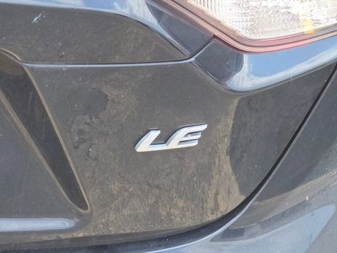Used 2022 Toyota Corolla LE FWD image 8