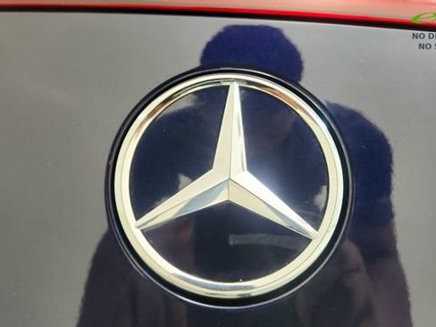 Used 2023 Mercedes-Benz EQS 580 4MATIC Sedan image 35