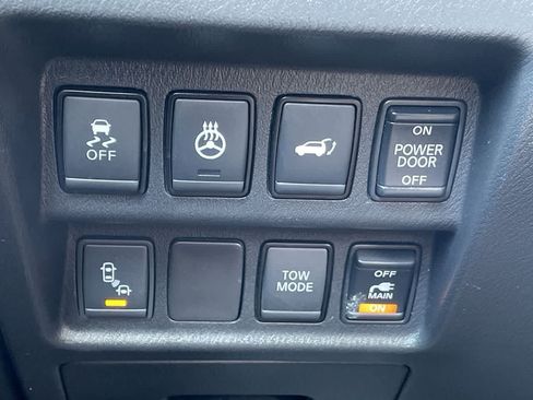 Used 2017 Nissan Pathfinder SL w/ SL Premium Package AWD/4WD image 26