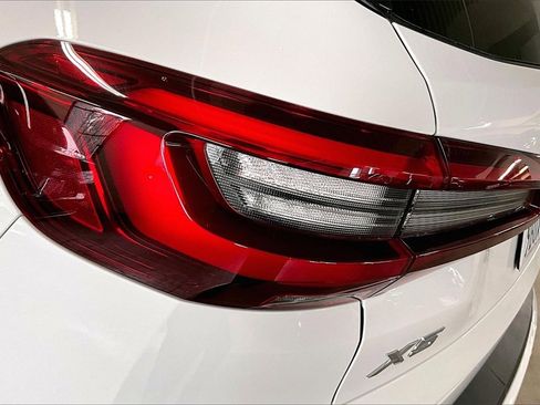 Used 2022 BMW X5 xDrive40i w/ Executive Package image 21