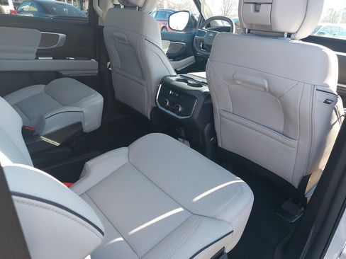 New 2026 Ford Expedition Max Platinum w/ Platinum Ultimate Package image 12