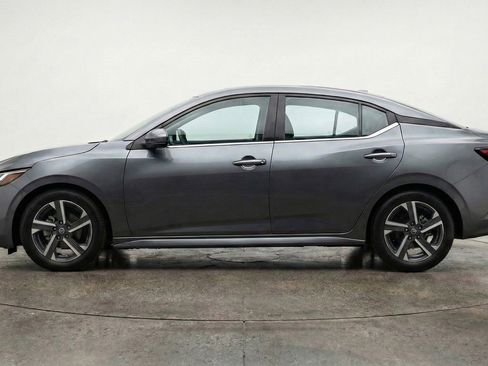 Used 2025 Nissan Sentra SV FWD image 5