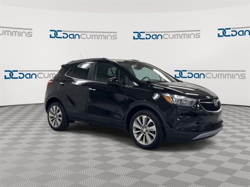 Used 2020 Buick Encore Preferred w/ Safety Package image 2