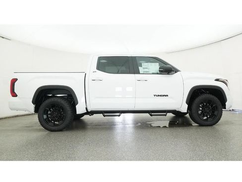 New 2025 Toyota Tundra SR5 AWD/4WD image 27